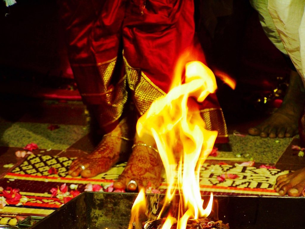 What Does a Hindu Wedding Ceremony Look Like? | The Asian Today Online